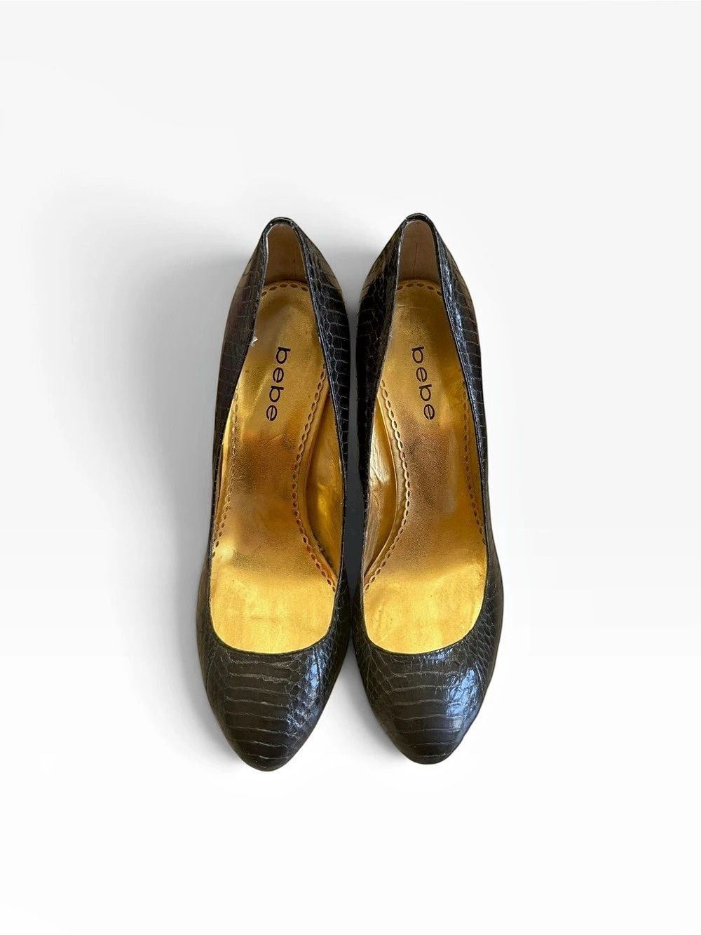 Bebe Women's Black Leather  Embossed Pointed-Toe Heels Size 10